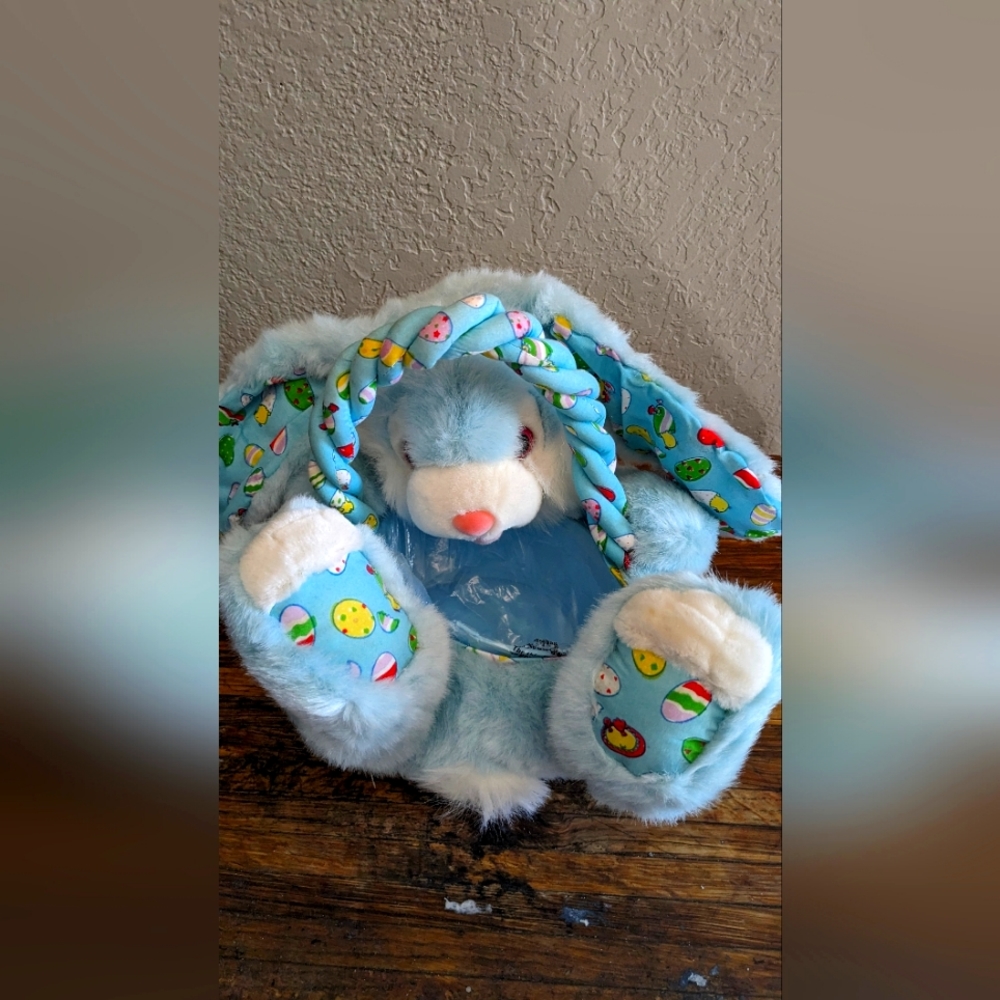 Plush Easter Basket (New)